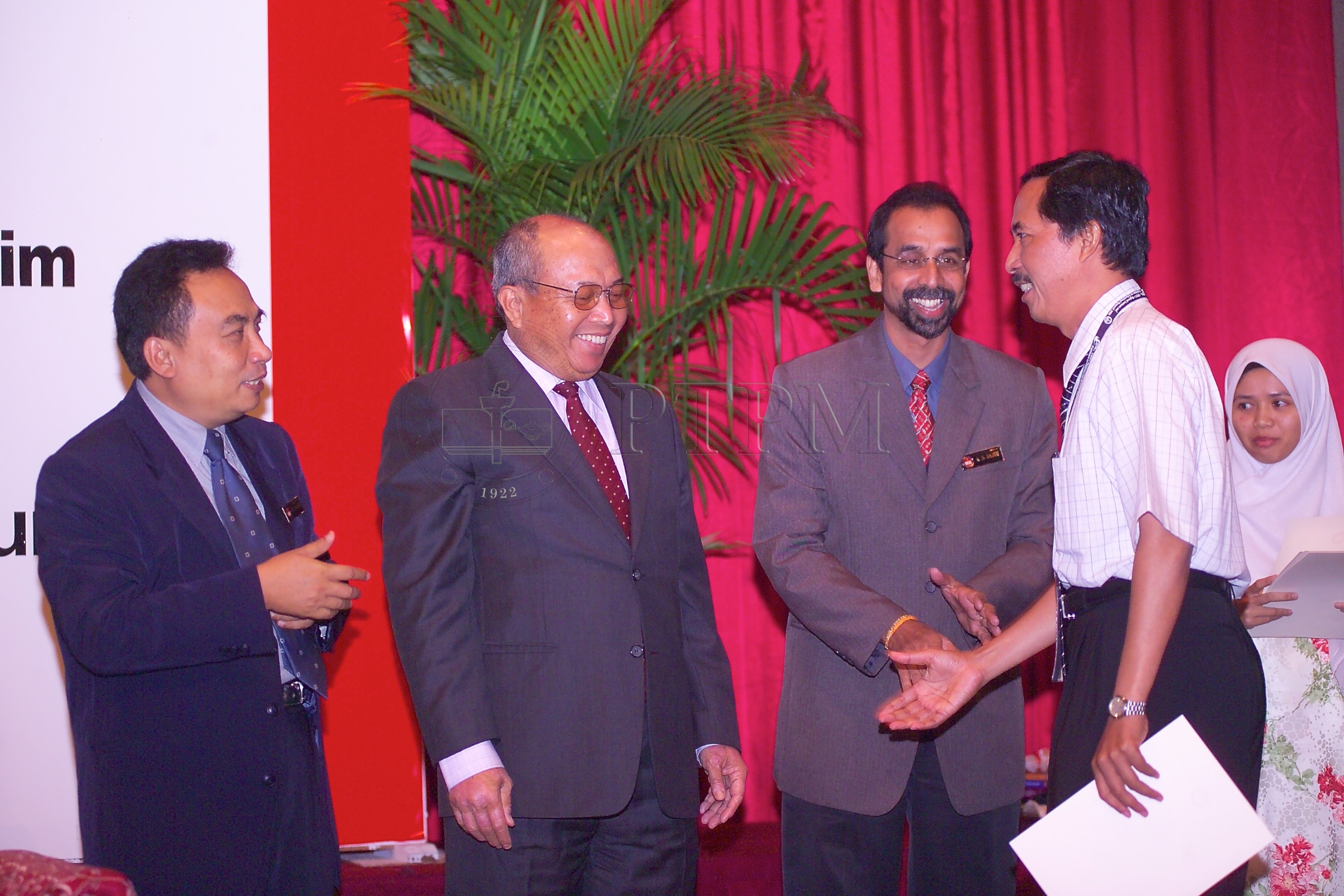 PTPM 06 23 eduresearch D9X40927